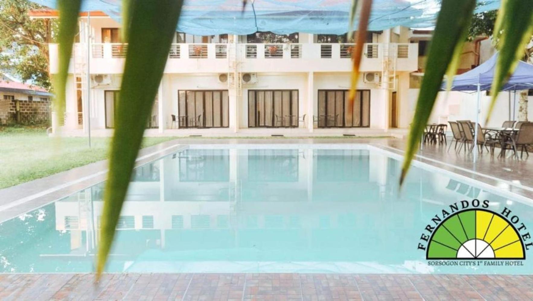 Fernando'S Hotel Sorsogon Exteriör bild