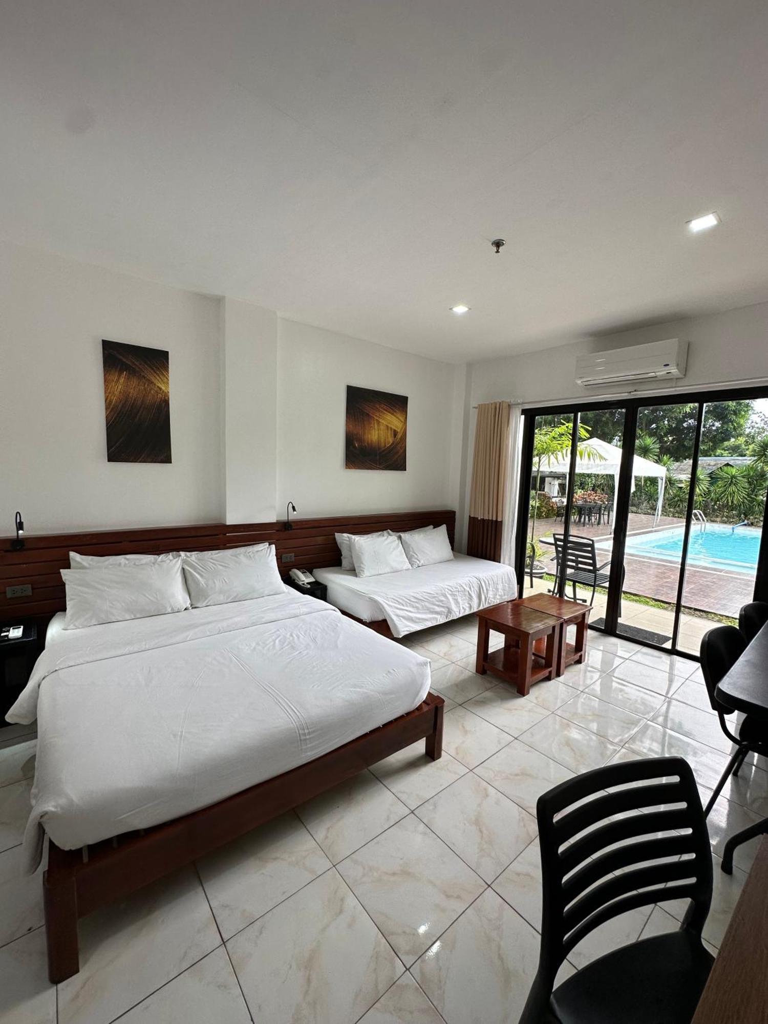 Fernando'S Hotel Sorsogon Exteriör bild