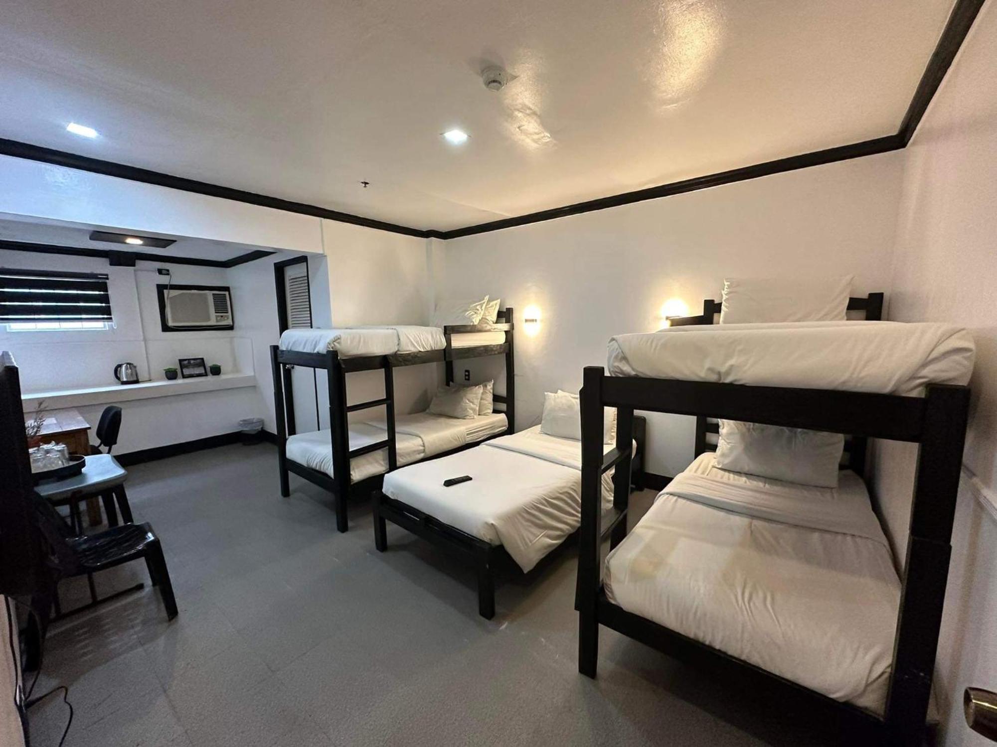 Fernando'S Hotel Sorsogon Exteriör bild