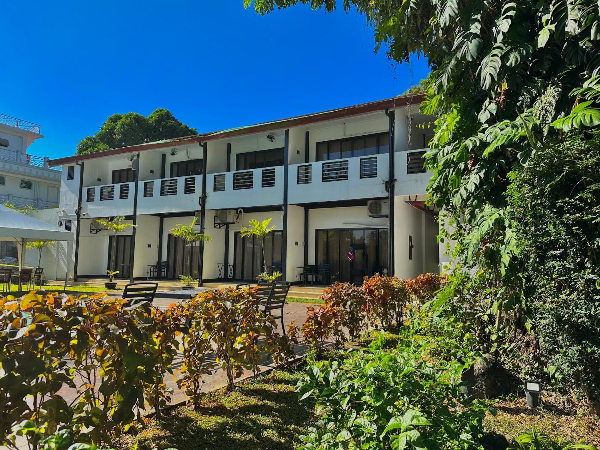 Fernando'S Hotel Sorsogon Exteriör bild
